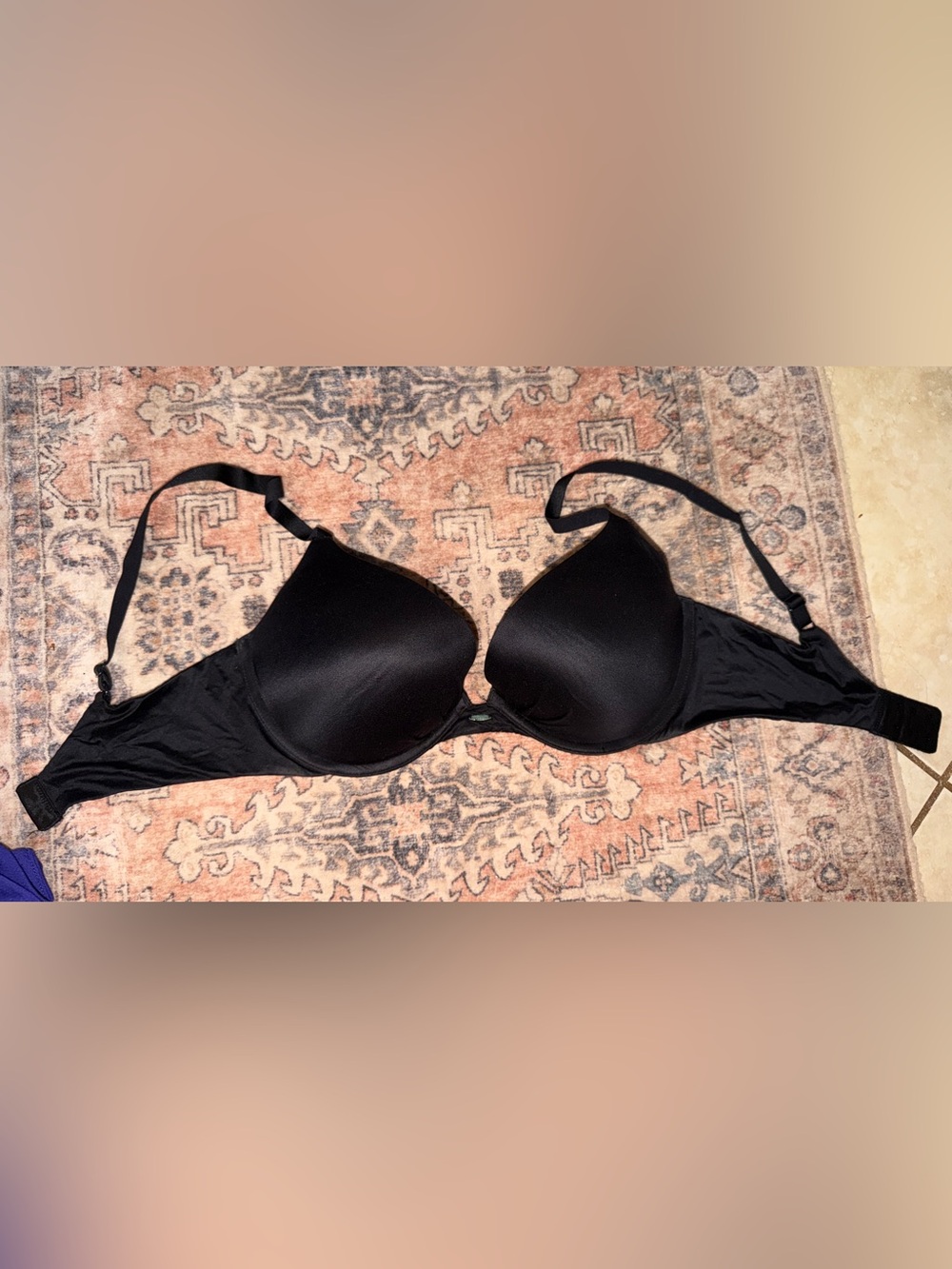 Victoria’s Secret plunge bra